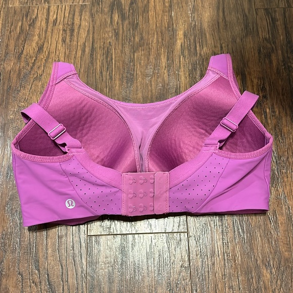 Lululemon Run Times Bra High Support size 34DD - Picture 2 of 4